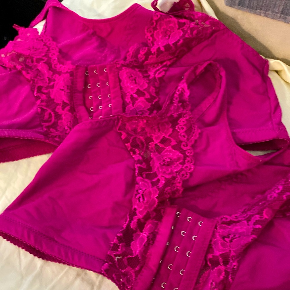 2 Pre loved Pink Front closure Bras